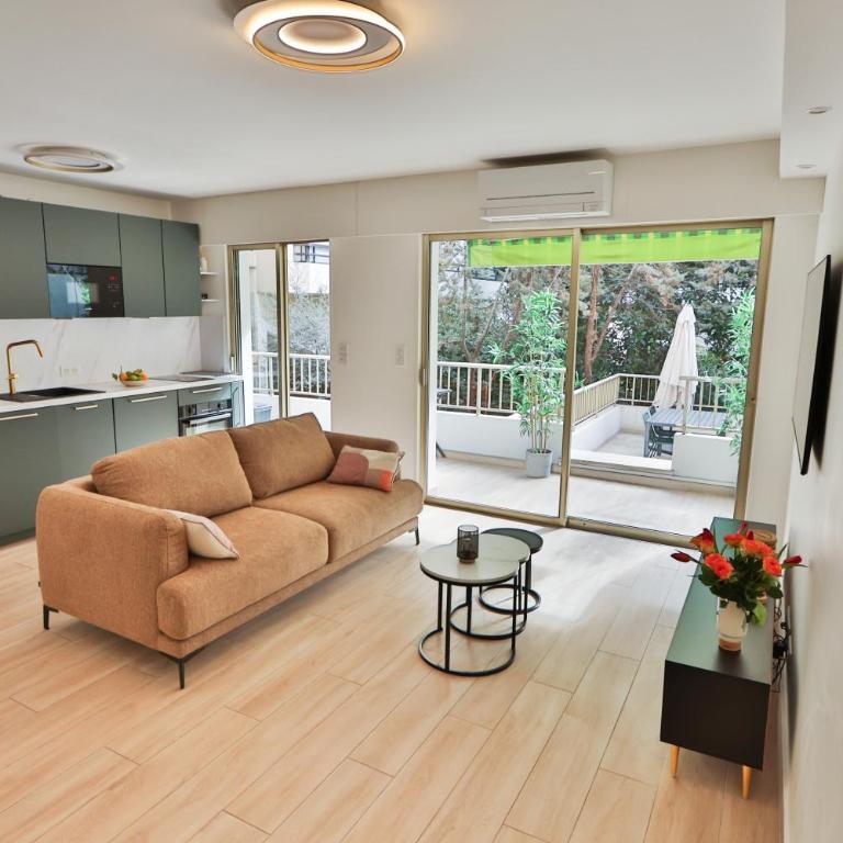 Spacieux T2 avec grande terrasse à 200m de la plage - Apartment mit 1 Schlafzimmer - 2