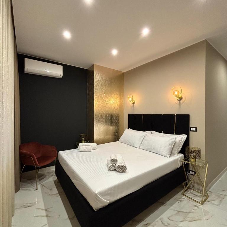 Le Suites del Corso Catania Centro - Deluxe Double Room - 4