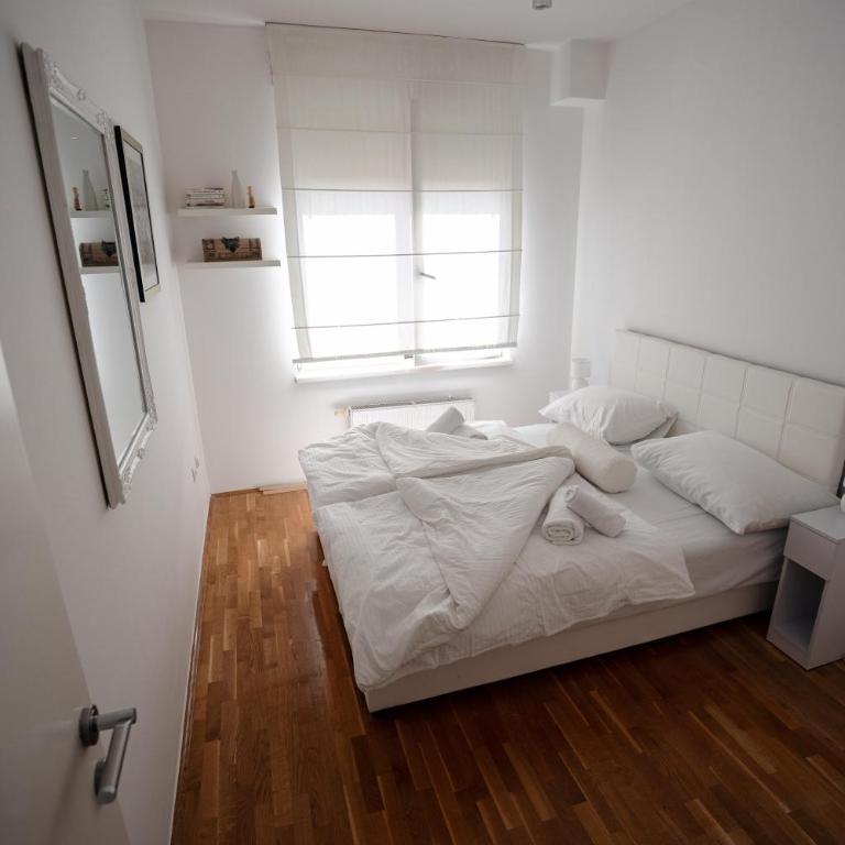 The Rondo Condo by TORO - Two-Bedroom Apartment - 7