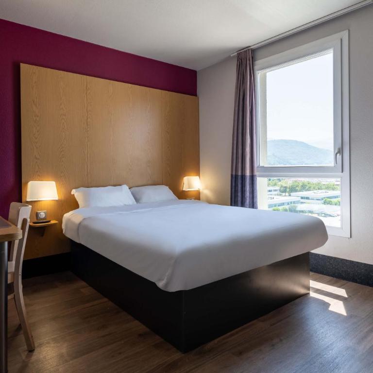 B&B HOTEL Grenoble Centre Alpexpo - Chambre Double - Accessible aux Personnes à Mobilité Réduite - 1