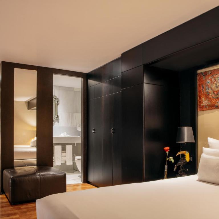Claris Hotel & Spa GL, a Small Luxury Hotel of the World - King Suite - 9