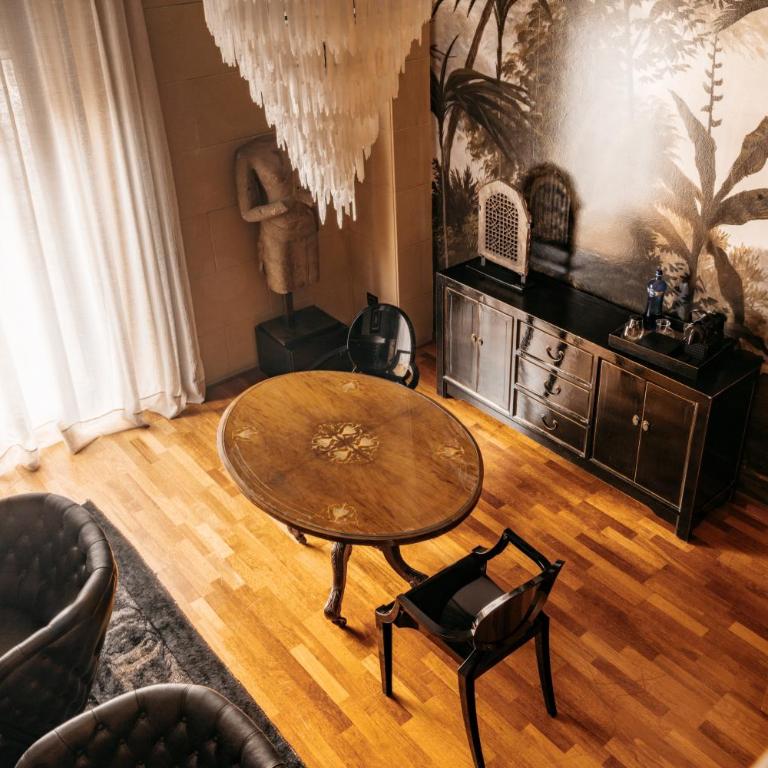 Claris Hotel & Spa GL, a Small Luxury Hotel of the World - King Suite - 3