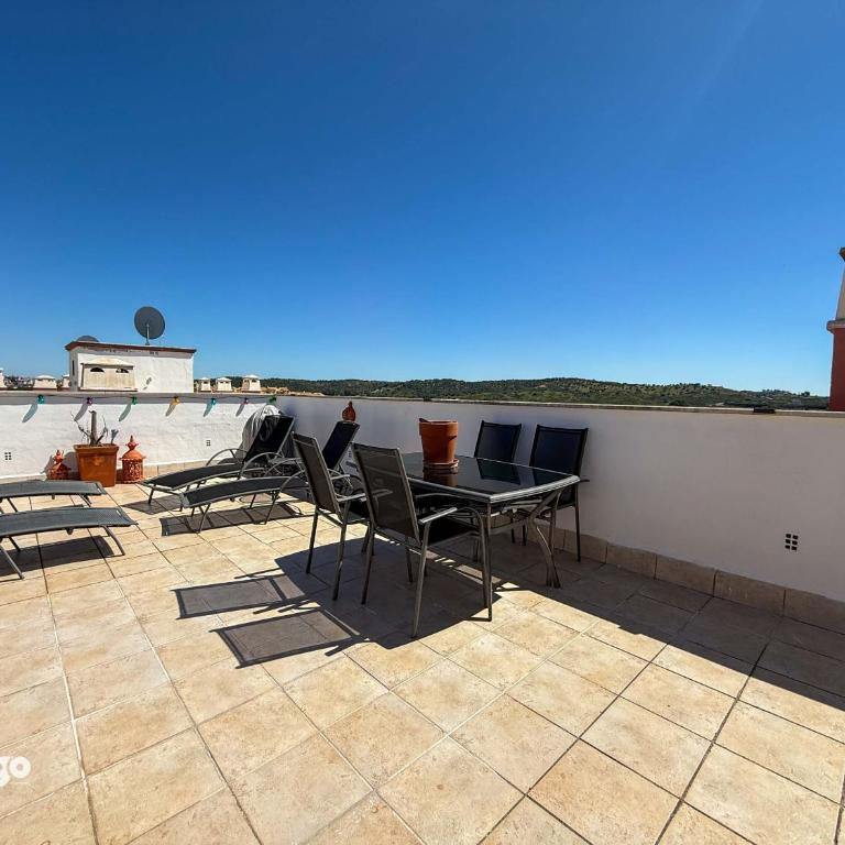 South-Facing Apartment - Pool View - BRI02 - Apartamento con vistas al jardín - 6