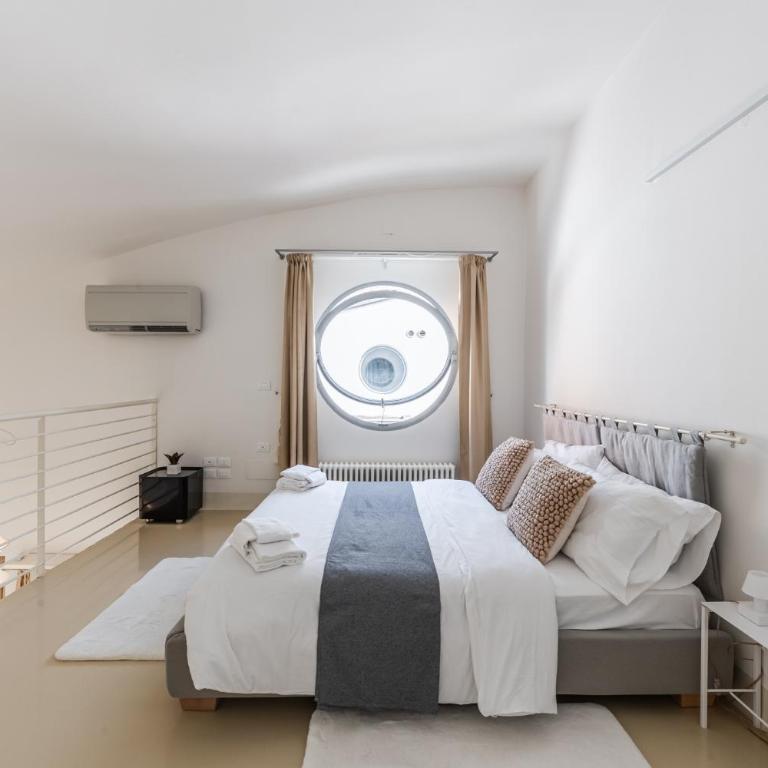Scalo 10 con posto auto - Duplex Studio - 3