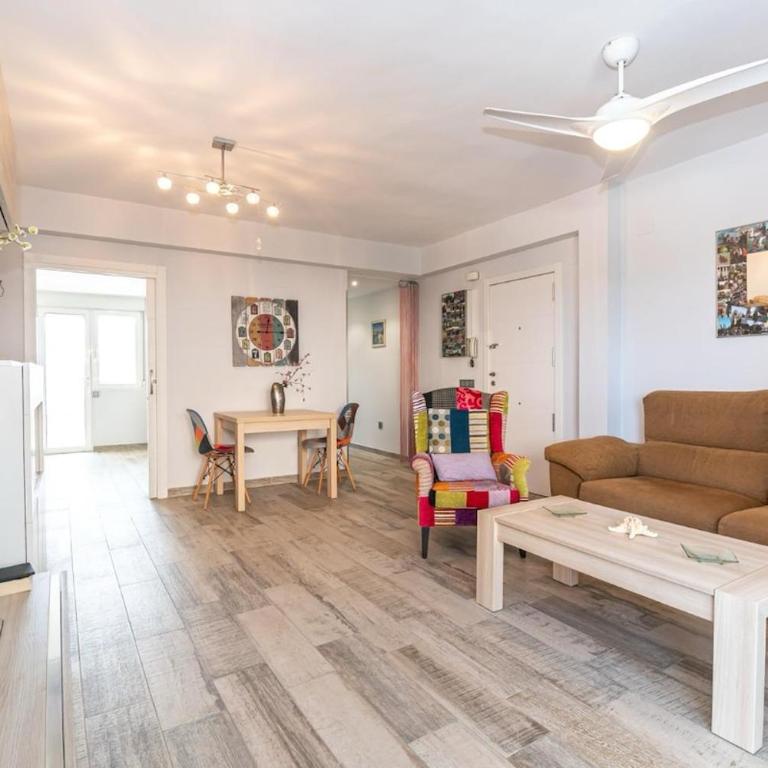 Increíble apartamento en la playa de Gandía SOLO FAMILIAS - Apartamento de 3 dormitorios - 14