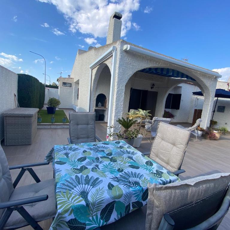 Luxury bungalow in Dehesa de Campoamor 900 meters from the beach - Casa de 2 dormitorios - 3