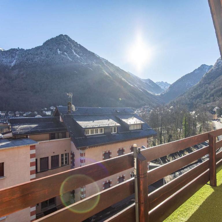 Appartement T3 avec petite terrasse, 2 chambres, parking à Cauterets - FR-1-401-313 - Apartment - 9