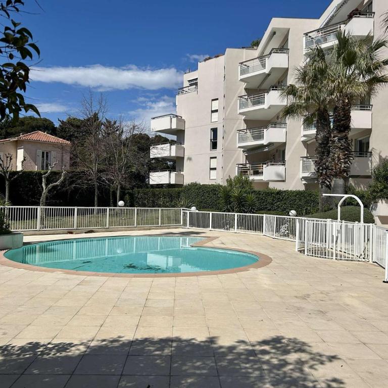 Appartement moderne à Saint-Raphaël, 2 chambres - FR-1-226A-204 - Apartment - 1