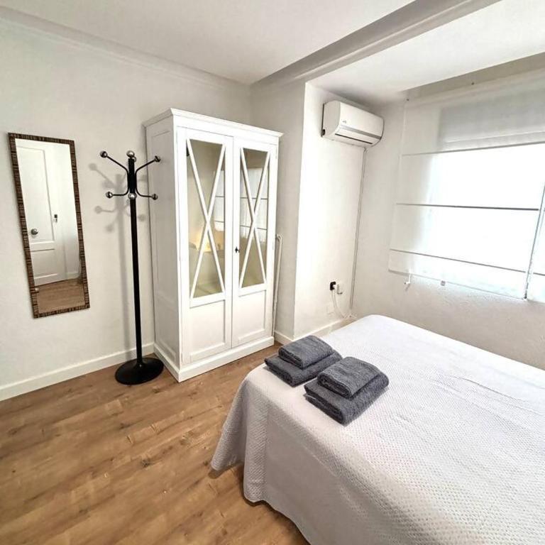 Famycus Rooms - Murcia Centro - Habitación Doble Estándar - 1