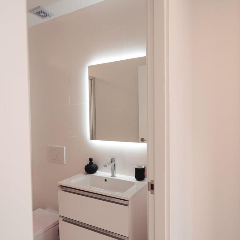 Palm Suites - Studio Apartment - 13