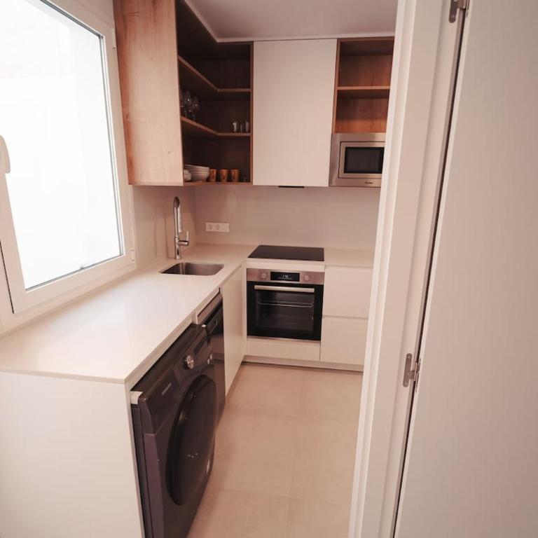 Palm Suites - Studio Apartment - 10