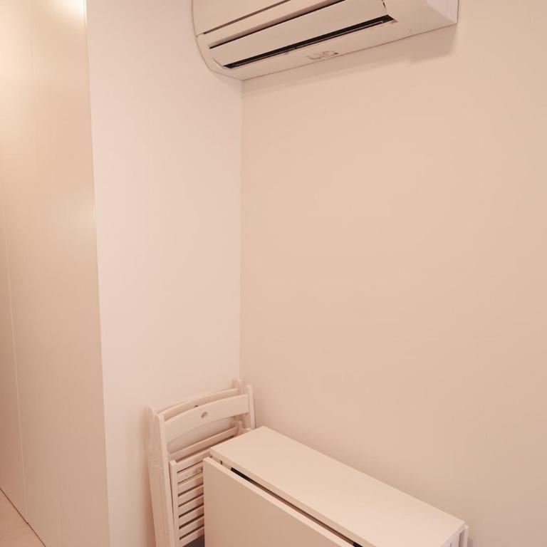 Palm Suites - Studio Apartment - 9