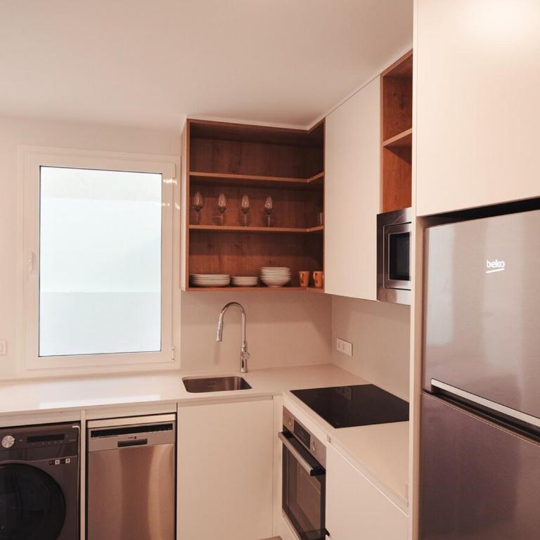 Palm Suites - Studio Apartment - 7