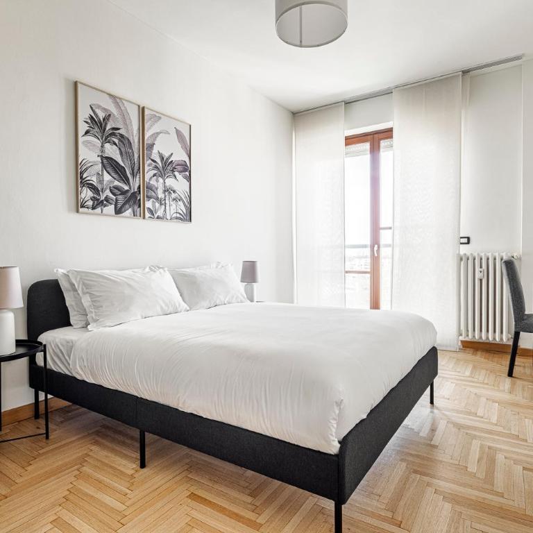 Ampio trilocale panoramico ad Arco della Pace - Appartamento con 2 Camere da Letto - 27