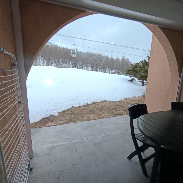 Appartement skis aux pieds avec terrasse, animaux admis, 6 pers. - FR-1-445-20 - Appartement (6 Adultes) - 10