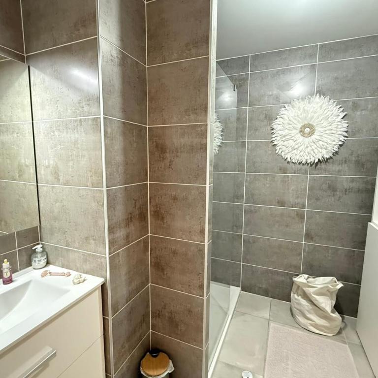 Cosy flat - Garden - Swimming pool - Appartement - 20