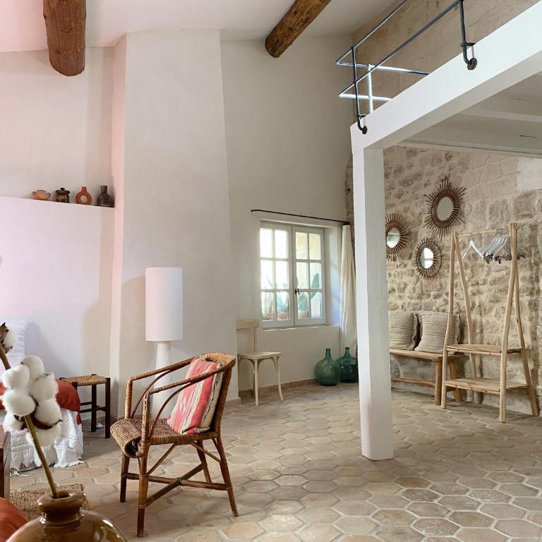 La Maison du Puisatier • Centre historique • Piscine chauffée •Jardin - Maison 3 Chambres - 59