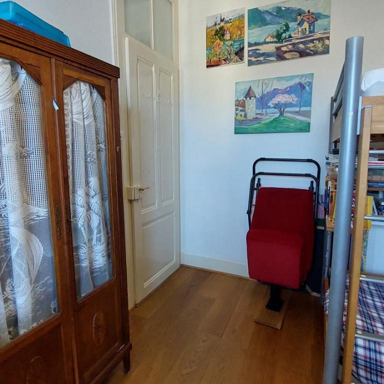 Inspiration room, lake, mountains, balcony in Montreux city center - Doppelzimmer mit Seeblick - 13