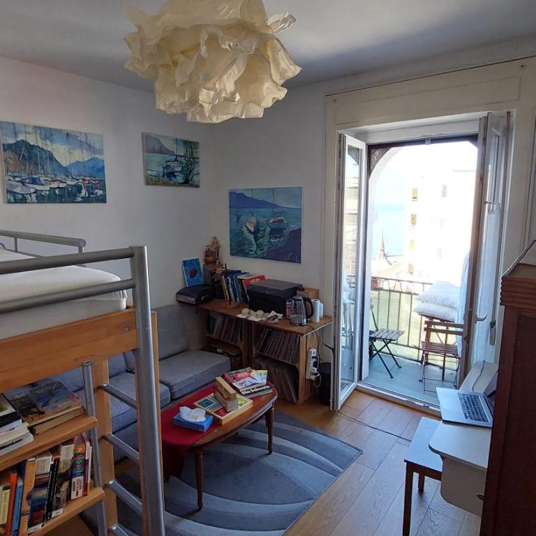 Inspiration room, lake, mountains, balcony in Montreux city center - Doppelzimmer mit Seeblick - 10