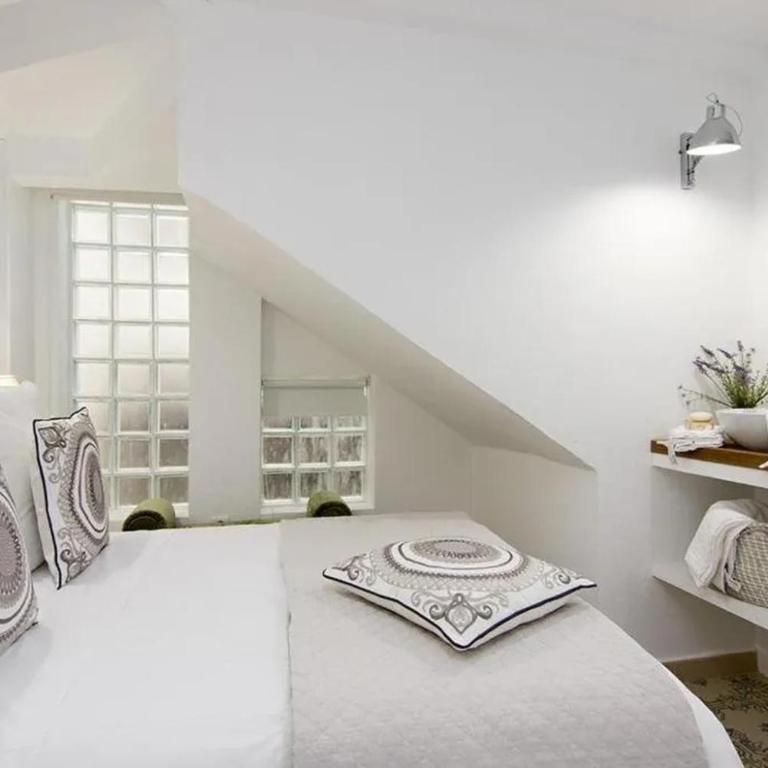 Apartamentos LA TONÁ Puerta Elvira centro ciudad - Two-Bedroom Apartment - 13