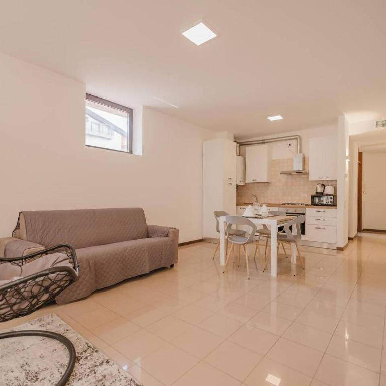 Unico Apt 8, 4 ospiti, parcheggio gratis, 10 minuti da Venezia - One-Bedroom Apartment - 8