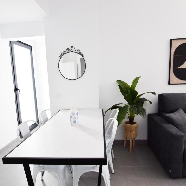 Letmalaga Study Stay - Apartamento de 2 dormitorios - 25