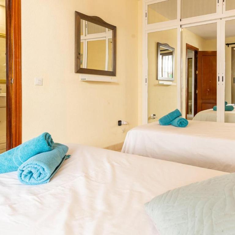 Wonderful 3 bedroom with two Spacious Terraces - Three-Bedroom Apartment - 5