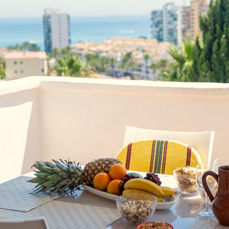 Wonderful 3 bedroom with two Spacious Terraces - Three-Bedroom Apartment - 12