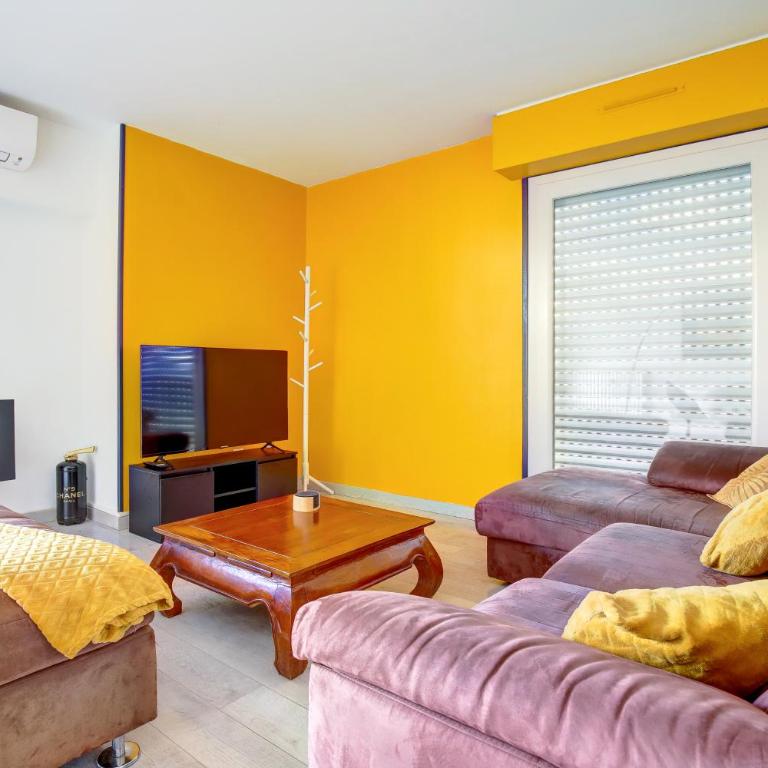 Le Vérone climatisation terrasse parking privé - Appartamento con 2 Camere da Letto - 11