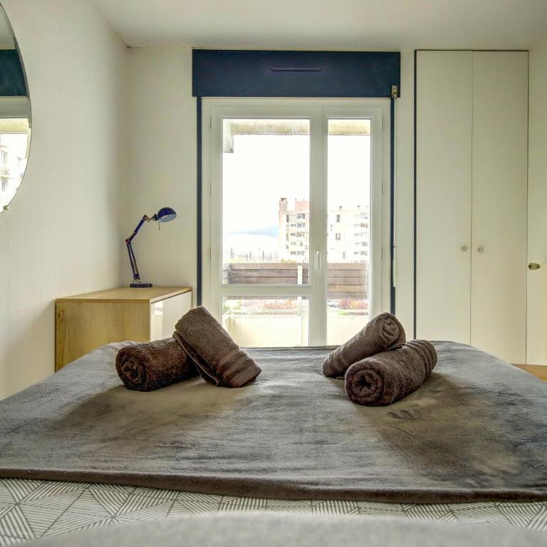Le Vérone climatisation terrasse parking privé - Appartamento con 2 Camere da Letto - 13