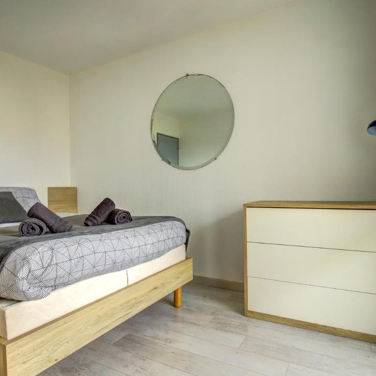 Le Vérone climatisation terrasse parking privé - Appartamento con 2 Camere da Letto - 20