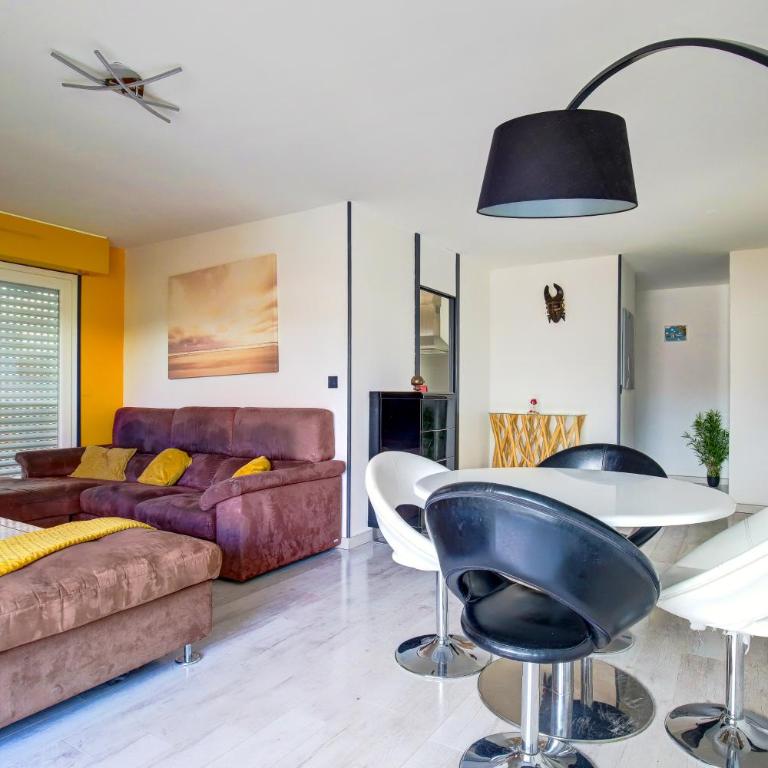 Le Vérone climatisation terrasse parking privé - Appartamento con 2 Camere da Letto - 23