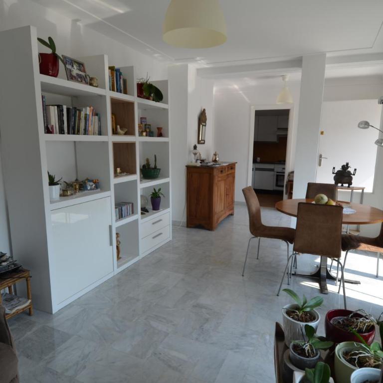 PHOENIX - Appartement 4 personnes avec superbe terrasse, clim et parking le port de Nice - Appartement 2 Chambres - 9