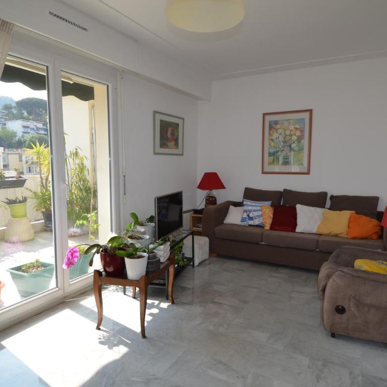 PHOENIX - Appartement 4 personnes avec superbe terrasse, clim et parking le port de Nice - Appartement 2 Chambres - 10