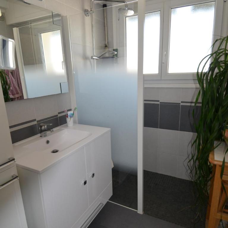 PHOENIX - Appartement 4 personnes avec superbe terrasse, clim et parking le port de Nice - Appartement 2 Chambres - 21