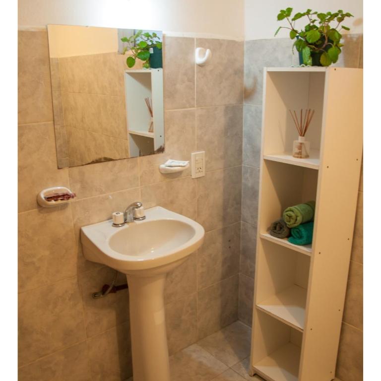 Hospedaje Los Macaes 2 - One-Bedroom House - 9