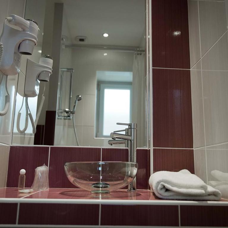 Hôtel Montchapet Dijon Centre - Chambre Double Standard - 4