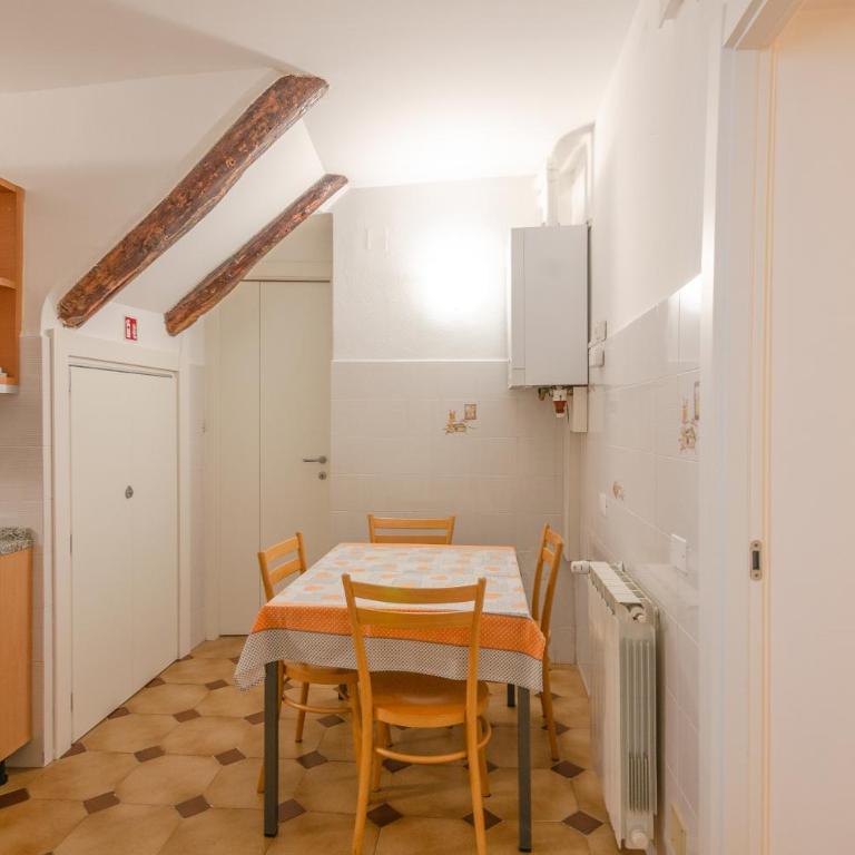 Da Elisa - Appartamento con 2 Camere da Letto e Balcone - 27