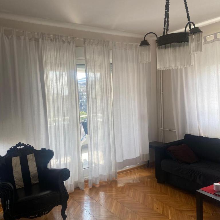 Apartman Lux - One-Bedroom Apartment - 4