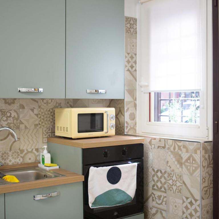Sunny's Suite - 8min from Colosseum - Appartamento con 3 Camere da Letto - 31