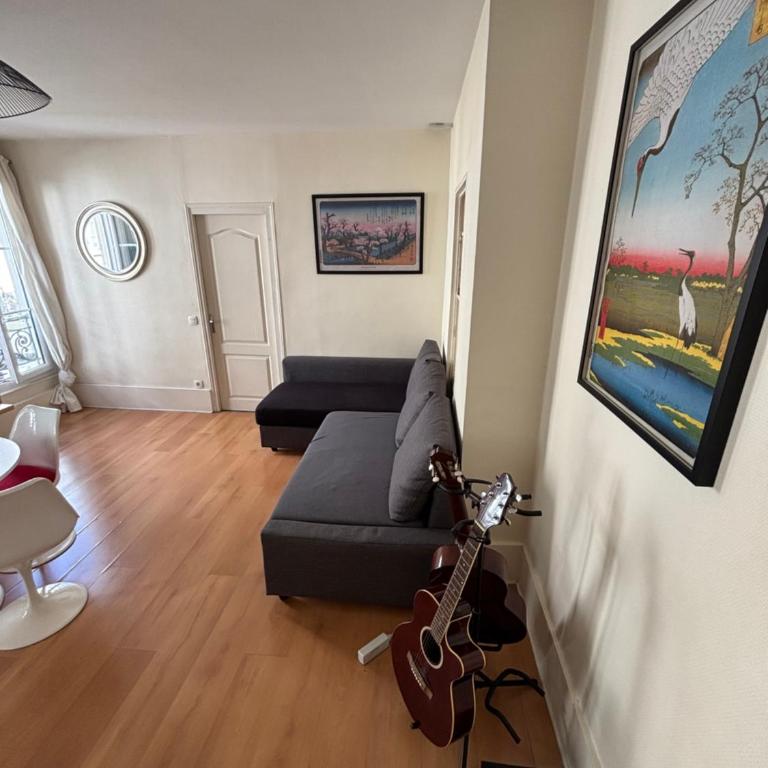 Amazing 1 bedroom, 30sec from Arc de Triomphe - One-Bedroom Apartment - 5