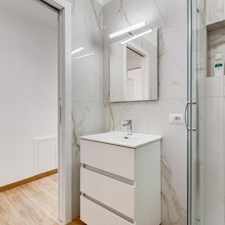 Apartment Vatican with 2 bathrooms and terrace - Appartamento con 2 Camere da Letto - 2