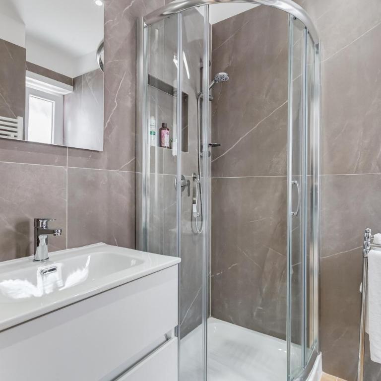 Apartment Vatican with 2 bathrooms and terrace - Appartamento con 2 Camere da Letto - 40