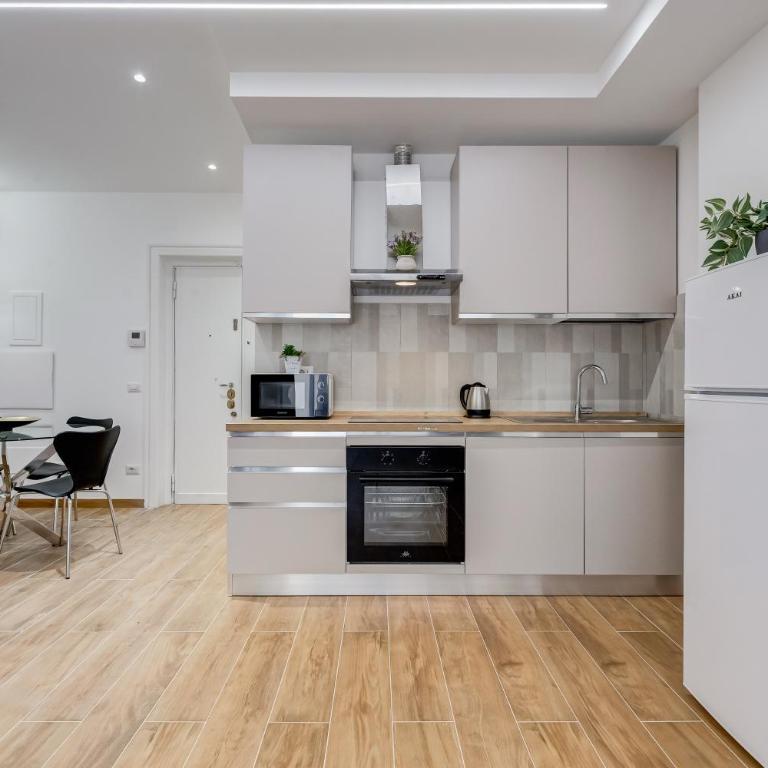 Apartment Vatican with 2 bathrooms and terrace - Appartamento con 2 Camere da Letto - 53