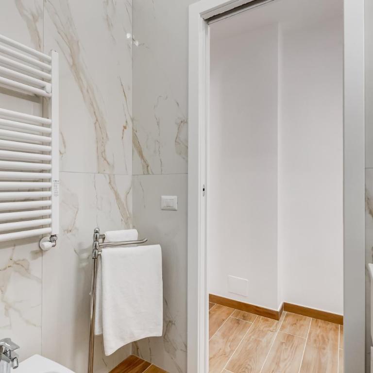 Apartment Vatican with 2 bathrooms and terrace - Appartamento con 2 Camere da Letto - 67