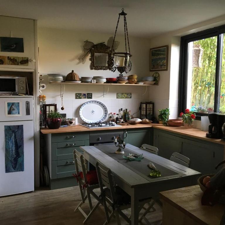 Très jolie maison d'artiste,jardin,proche mer - Casa con 2 Camere da Letto - 7