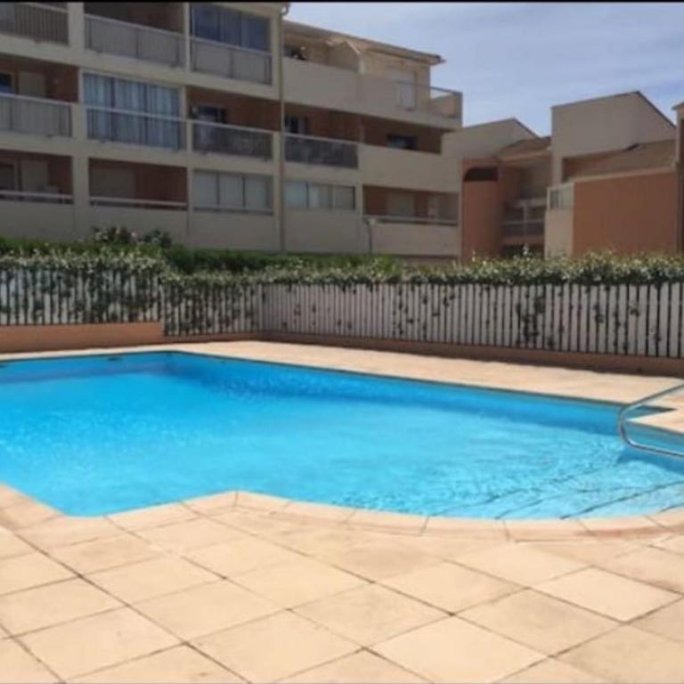 Charmant cocon, vue mer, piscine et clim - Appartement 2 Chambres - 20