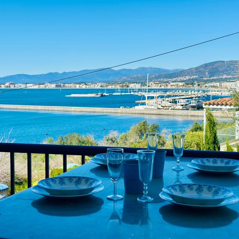 Global Immo 4081 ROSA MAR - Three-Bedroom Apartment - 4