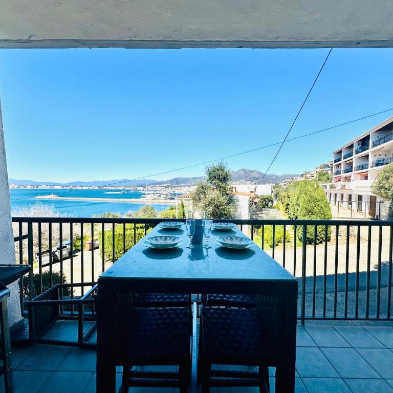 Global Immo 4081 ROSA MAR - Three-Bedroom Apartment - 8