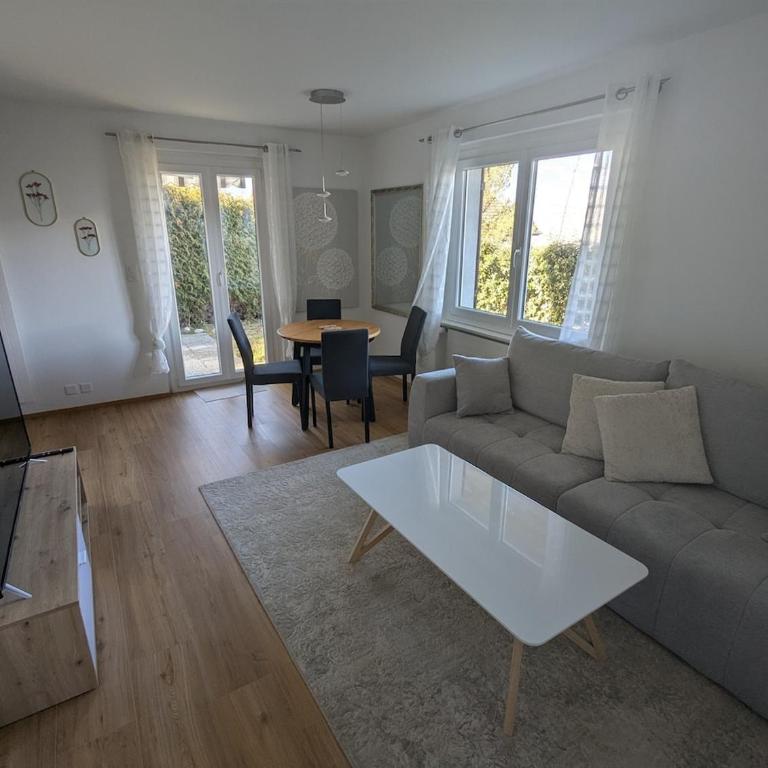 Appartement entier avec terrasse et jardin - Apartment mit 1 Schlafzimmer und Garten - 4